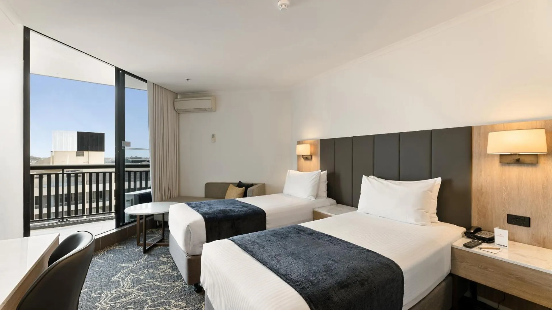 Hotel Grand Chancellor Brisbane 4*,