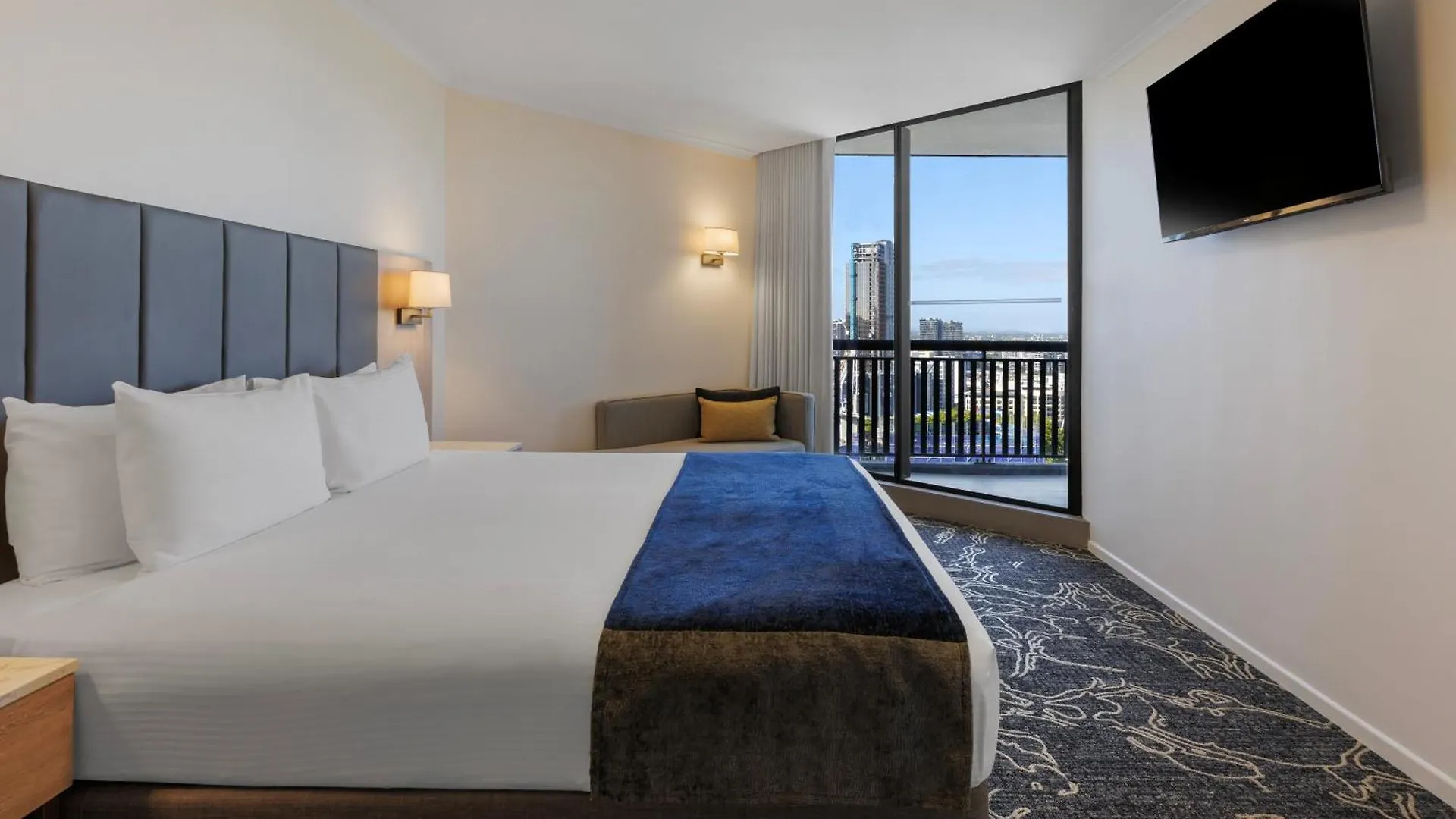 Hotel Grand Chancellor Brisbane 4*,