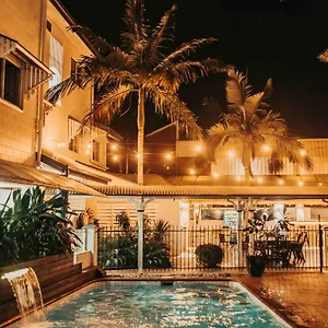Motel Queens Court ***